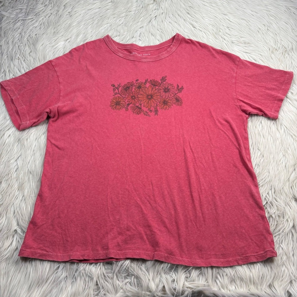 American Eagle Women's M Red Floral Oversized Graphic Tee Whimsy Dopamine Cozy